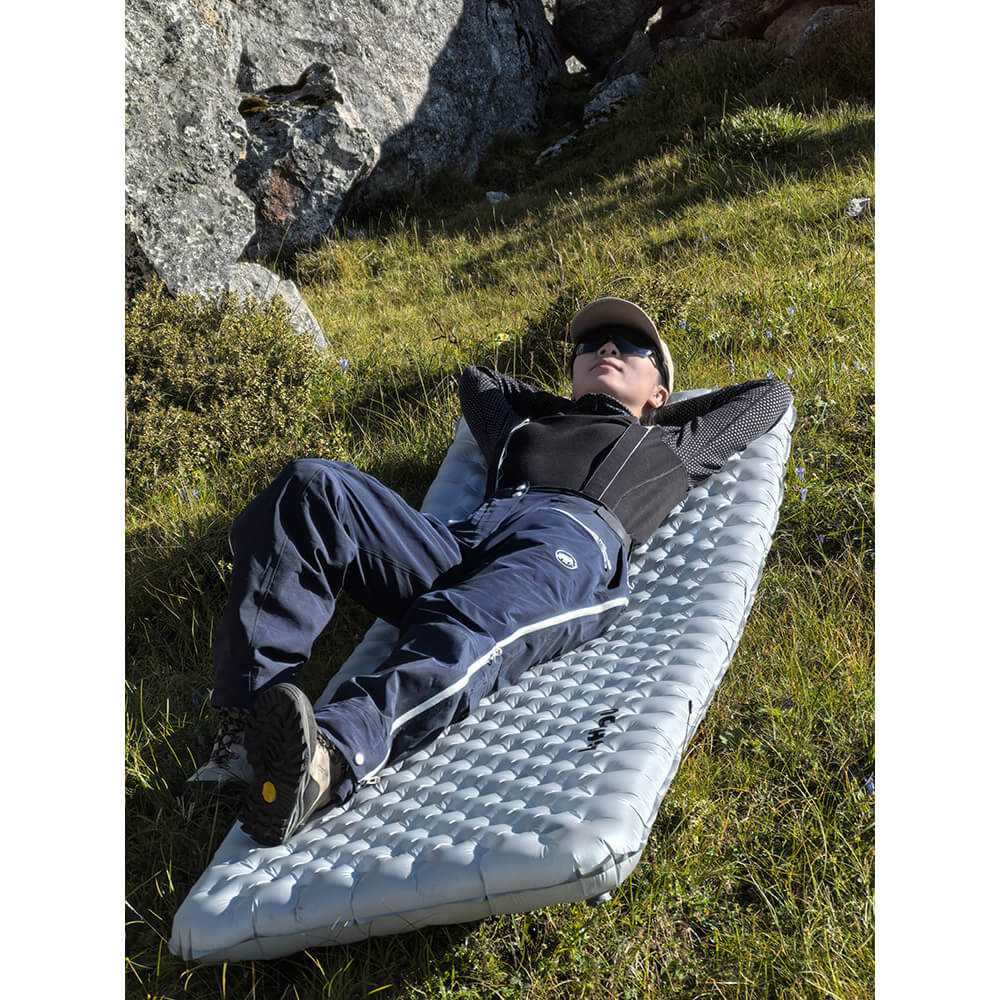 Matelas de couchage Light Tour R7.5 20D